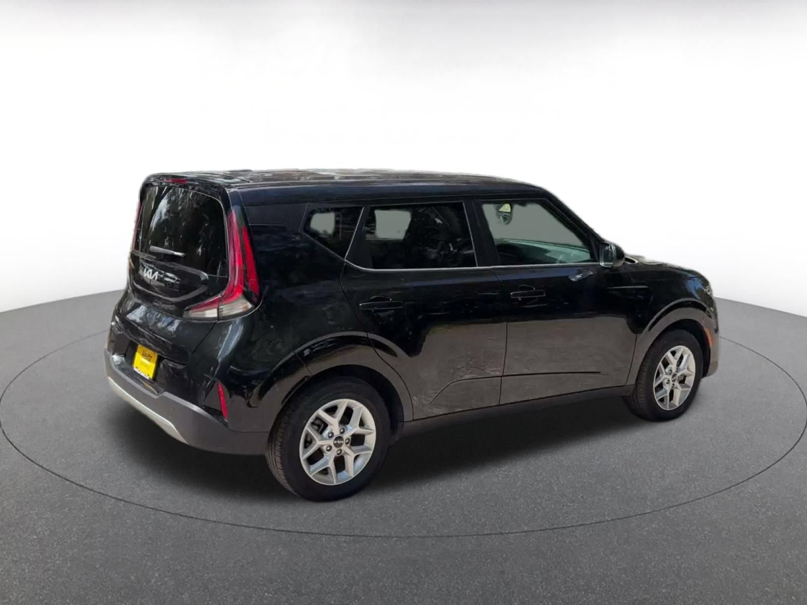 Thumbnail: 2025 Kia Soul - 13