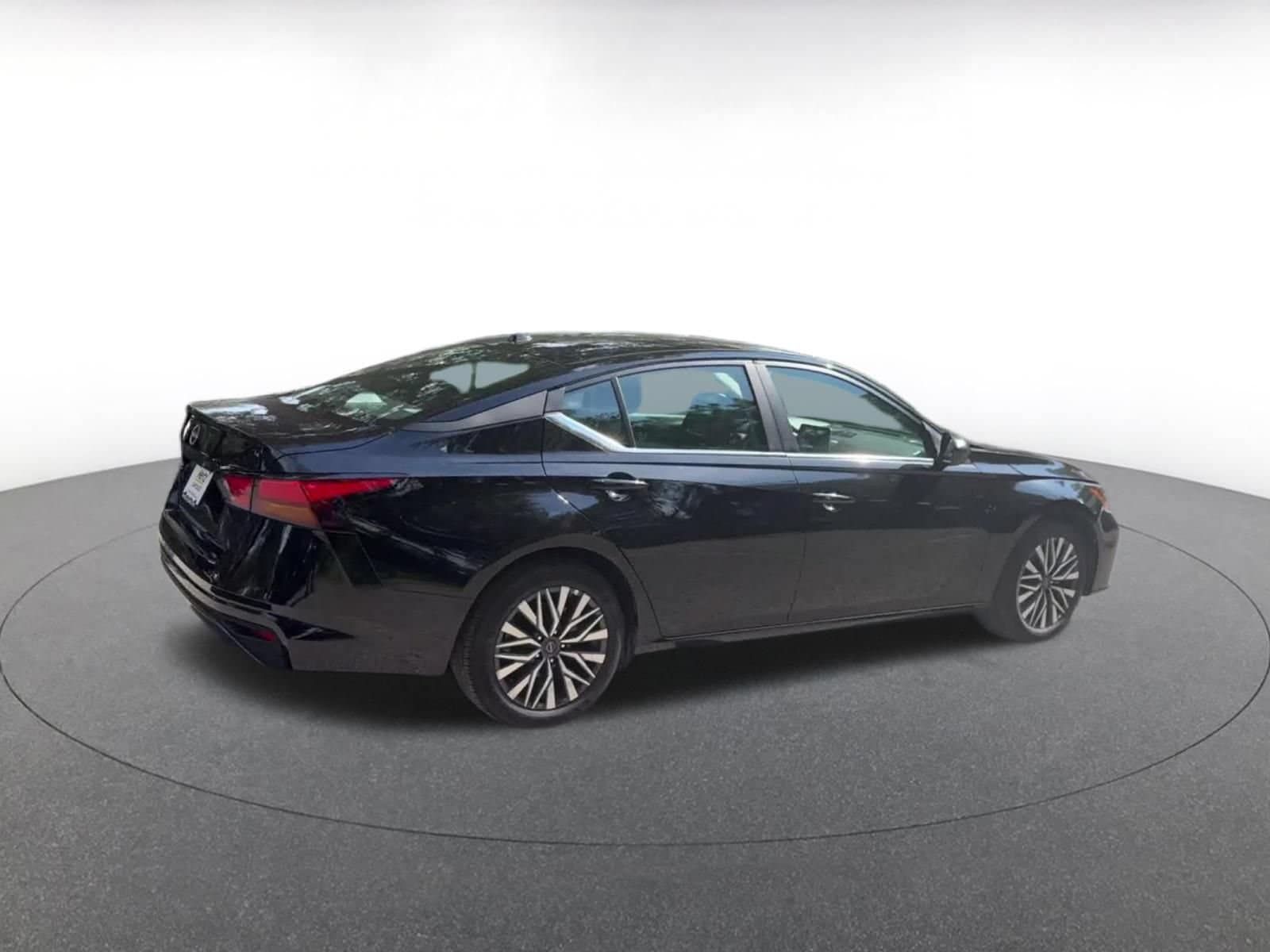 Thumbnail: 2026 Nissan Altima - 12