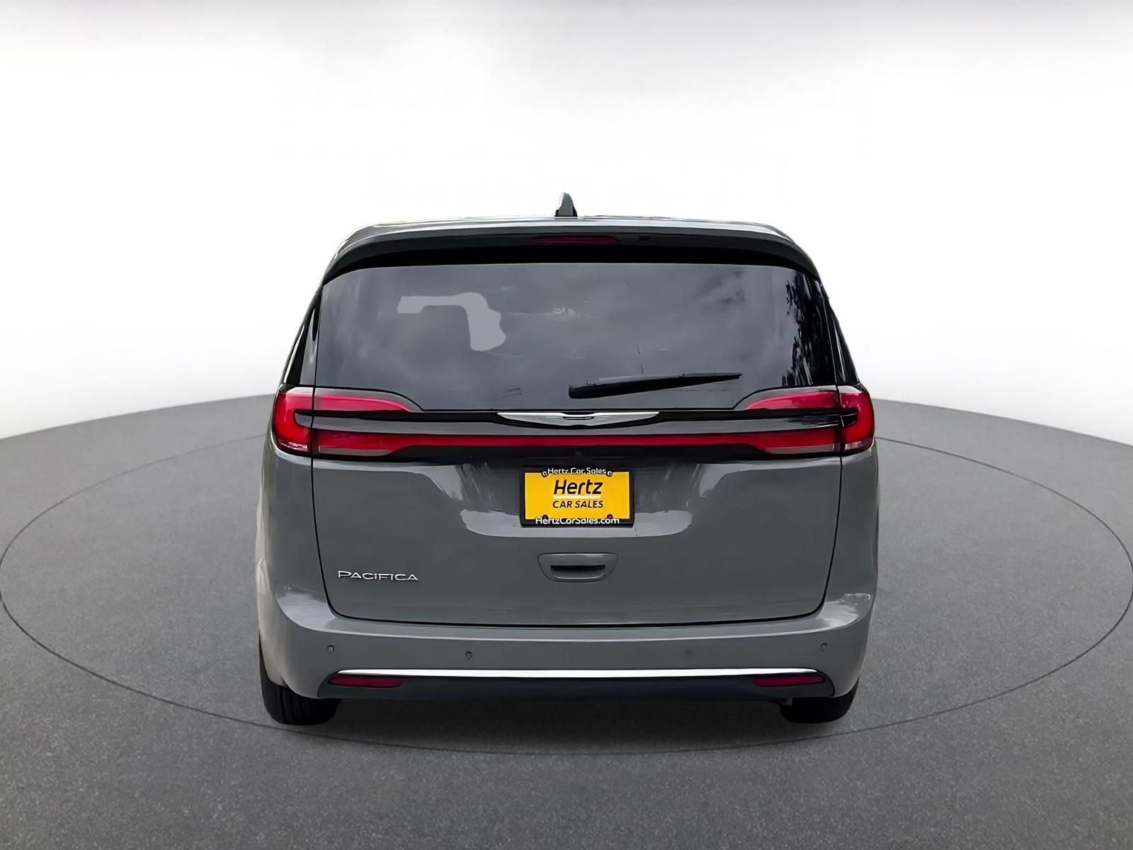 Thumbnail: 2025 Chrysler Pacifica - 12