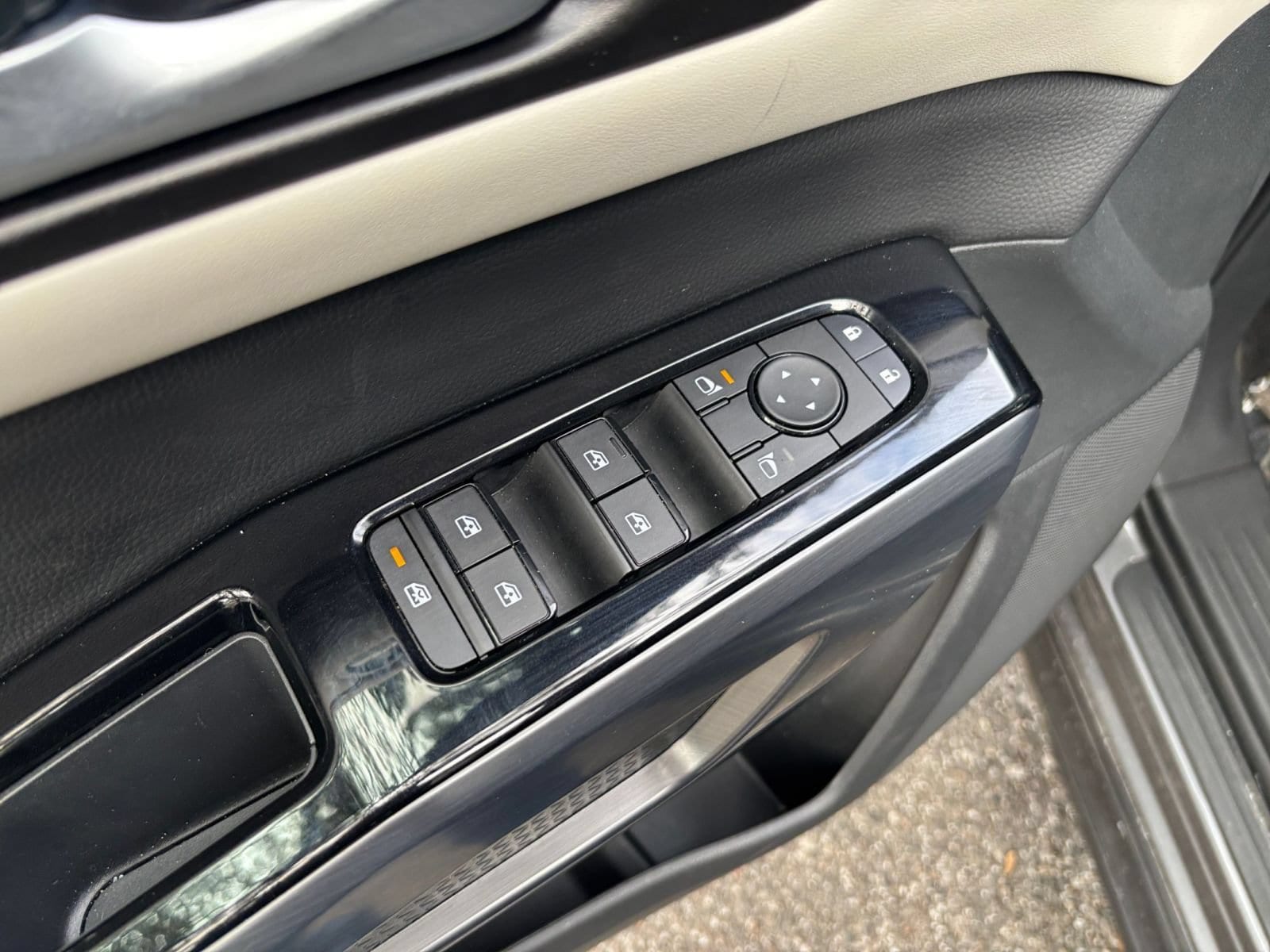 Thumbnail: 2026 Nissan Pathfinder - 18