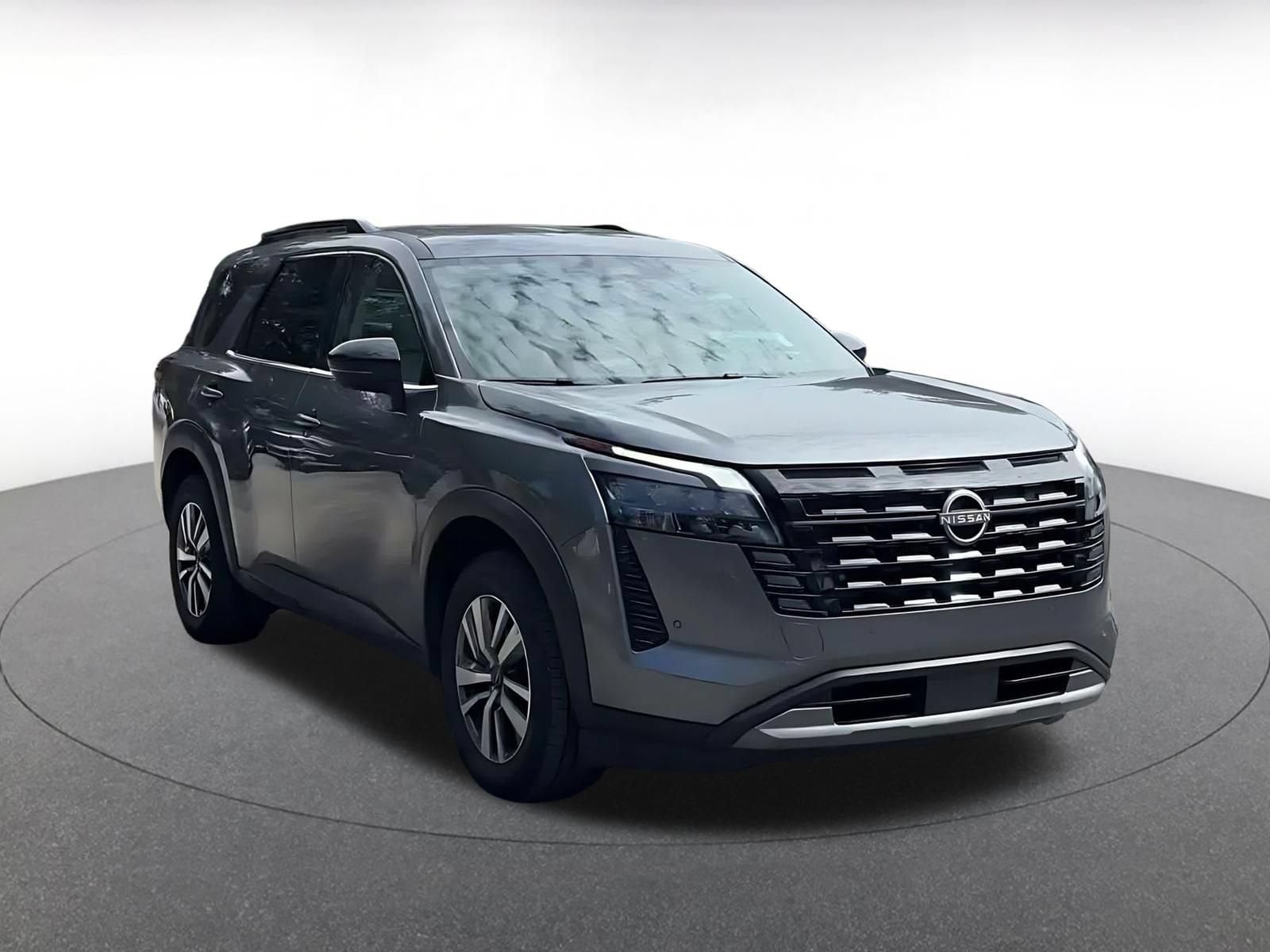 Thumbnail: 2026 Nissan Pathfinder - 3