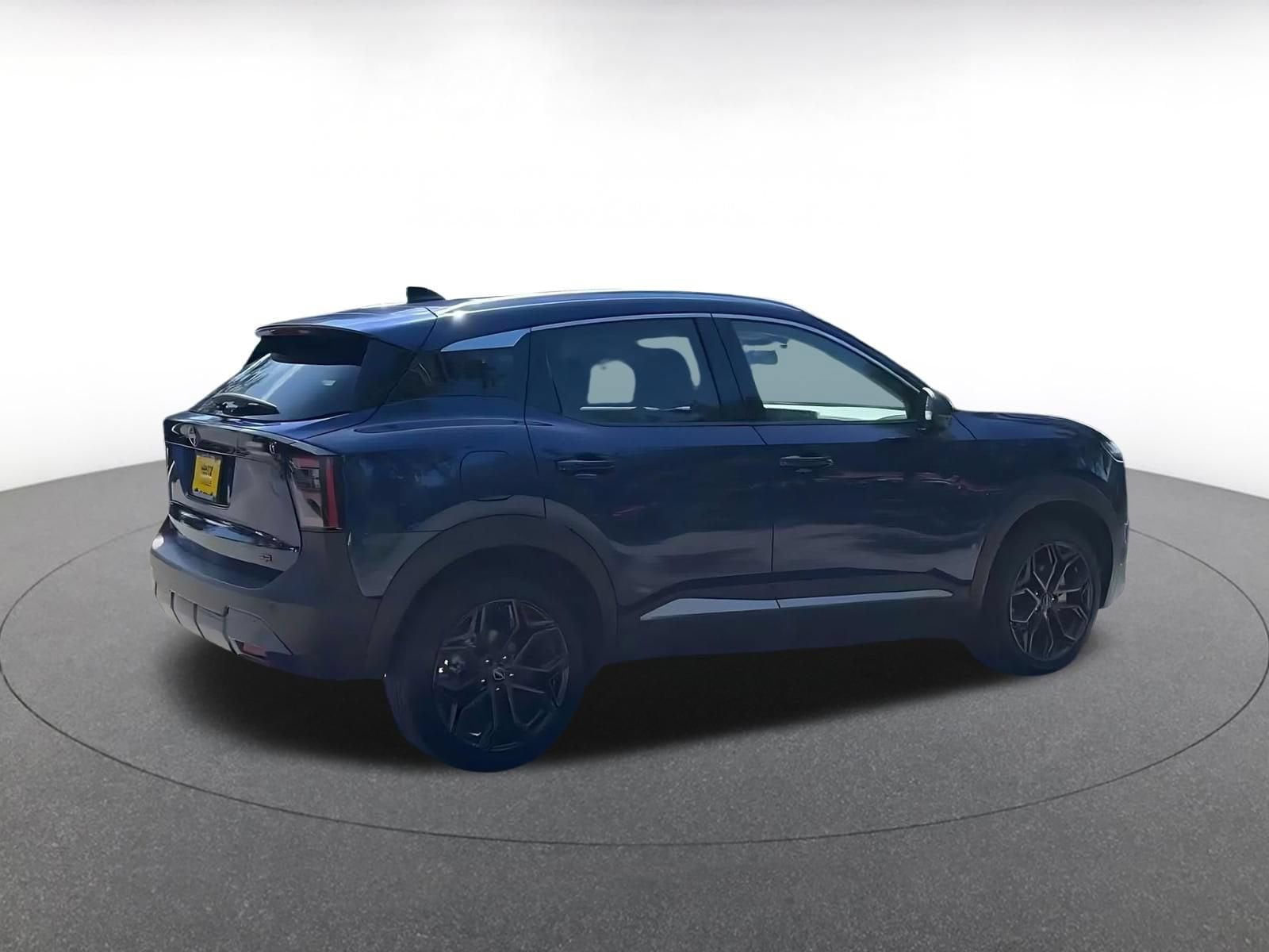 Thumbnail: 2026 Nissan Kicks - 13