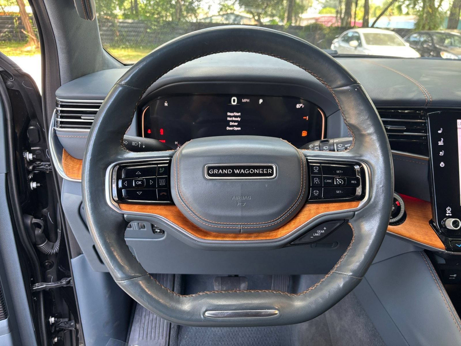 Thumbnail: 2023 Jeep Grand Wagoneer - 30