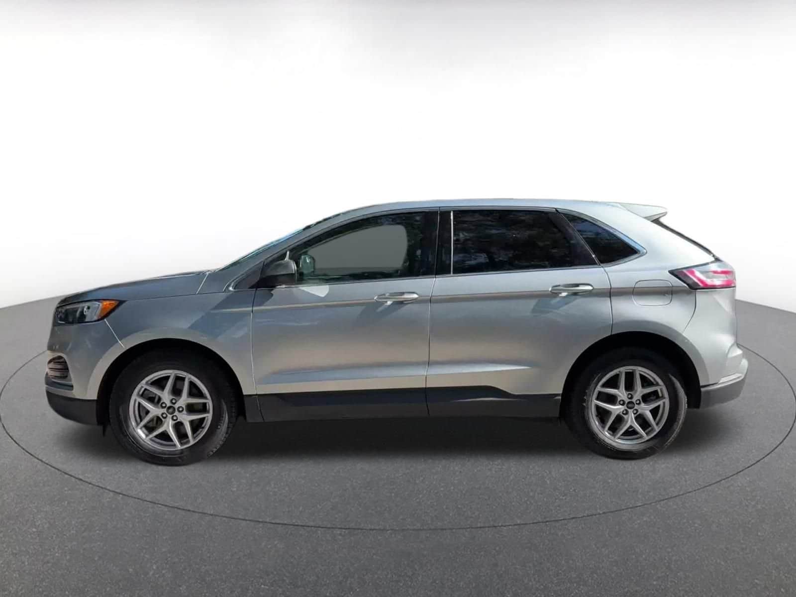 Thumbnail: 2024 Ford Edge - 8