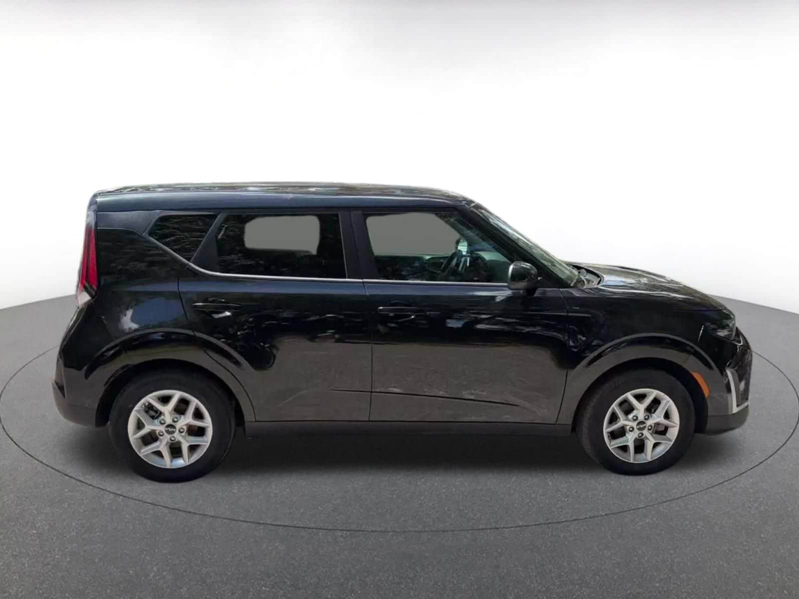 Thumbnail: 2025 Kia Soul - 15