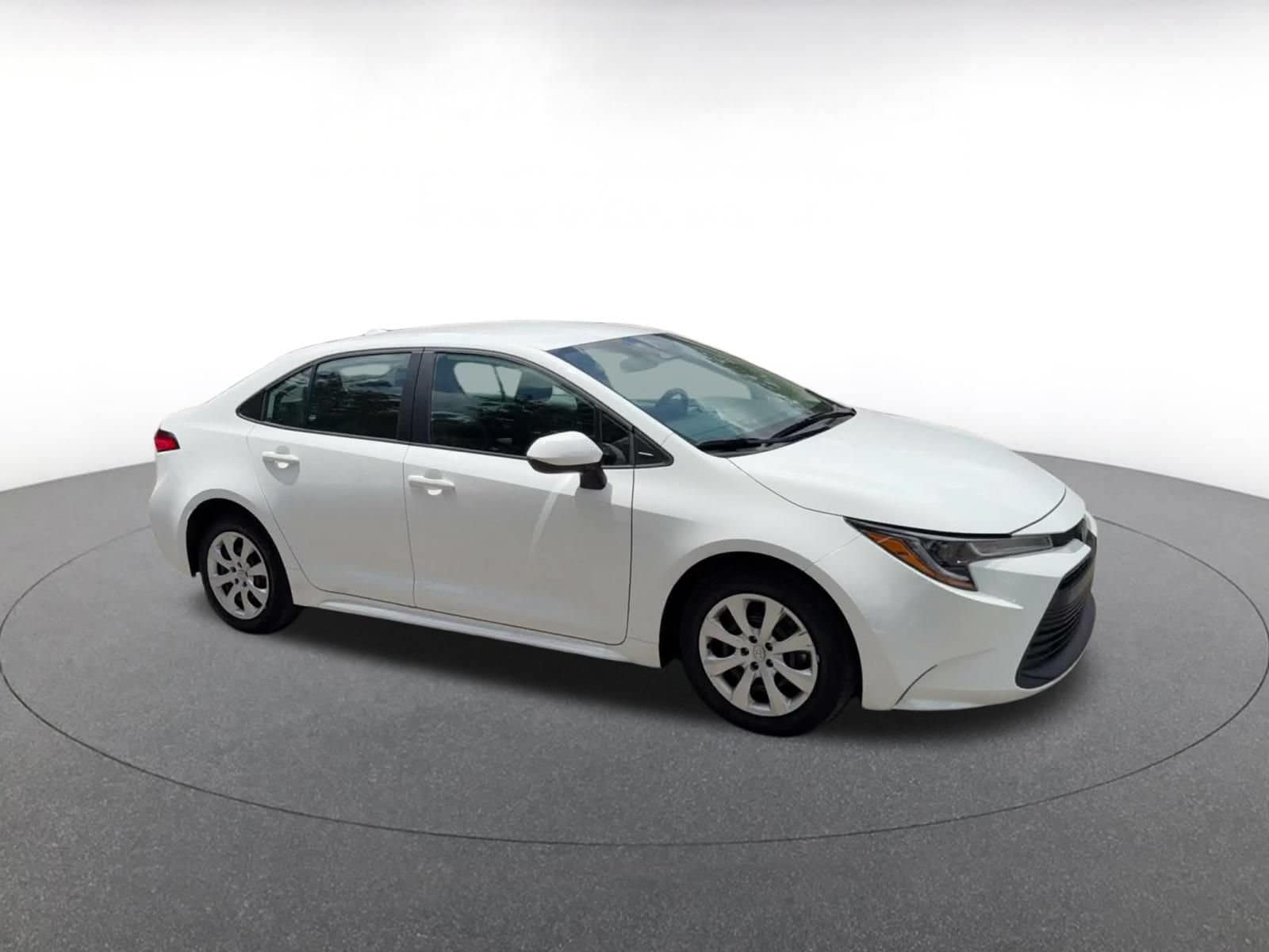 Thumbnail: 2025 Toyota Corolla - 2