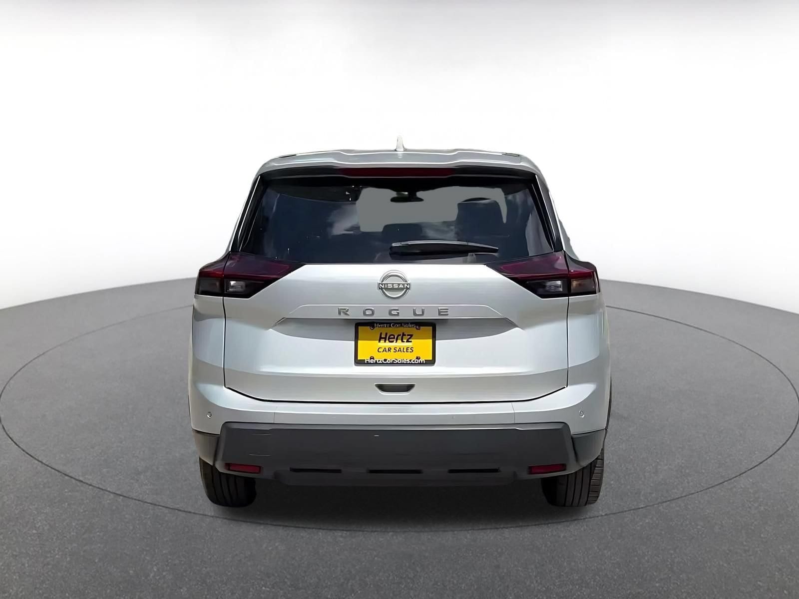 Thumbnail: 2025 Nissan Rogue - 12