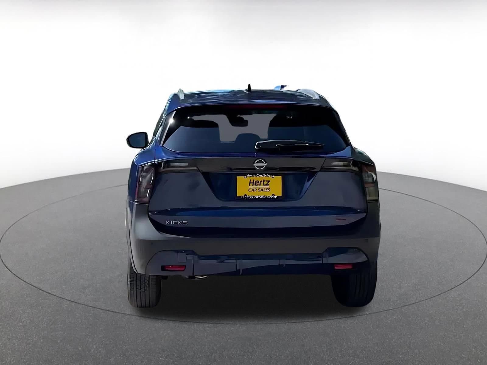 Thumbnail: 2026 Nissan Kicks - 12