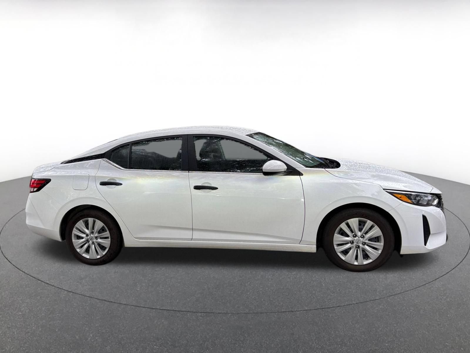 Thumbnail: 2025 Nissan Sentra - 9