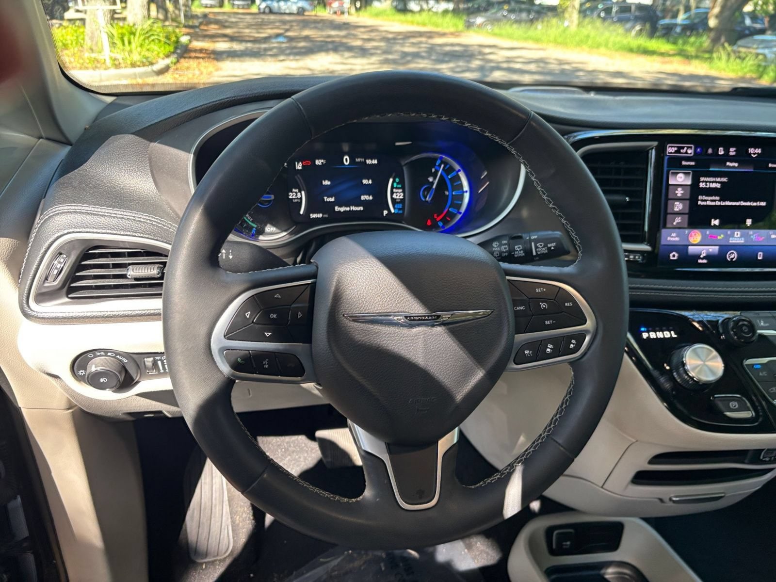 Thumbnail: 2023 Chrysler Pacifica - 29
