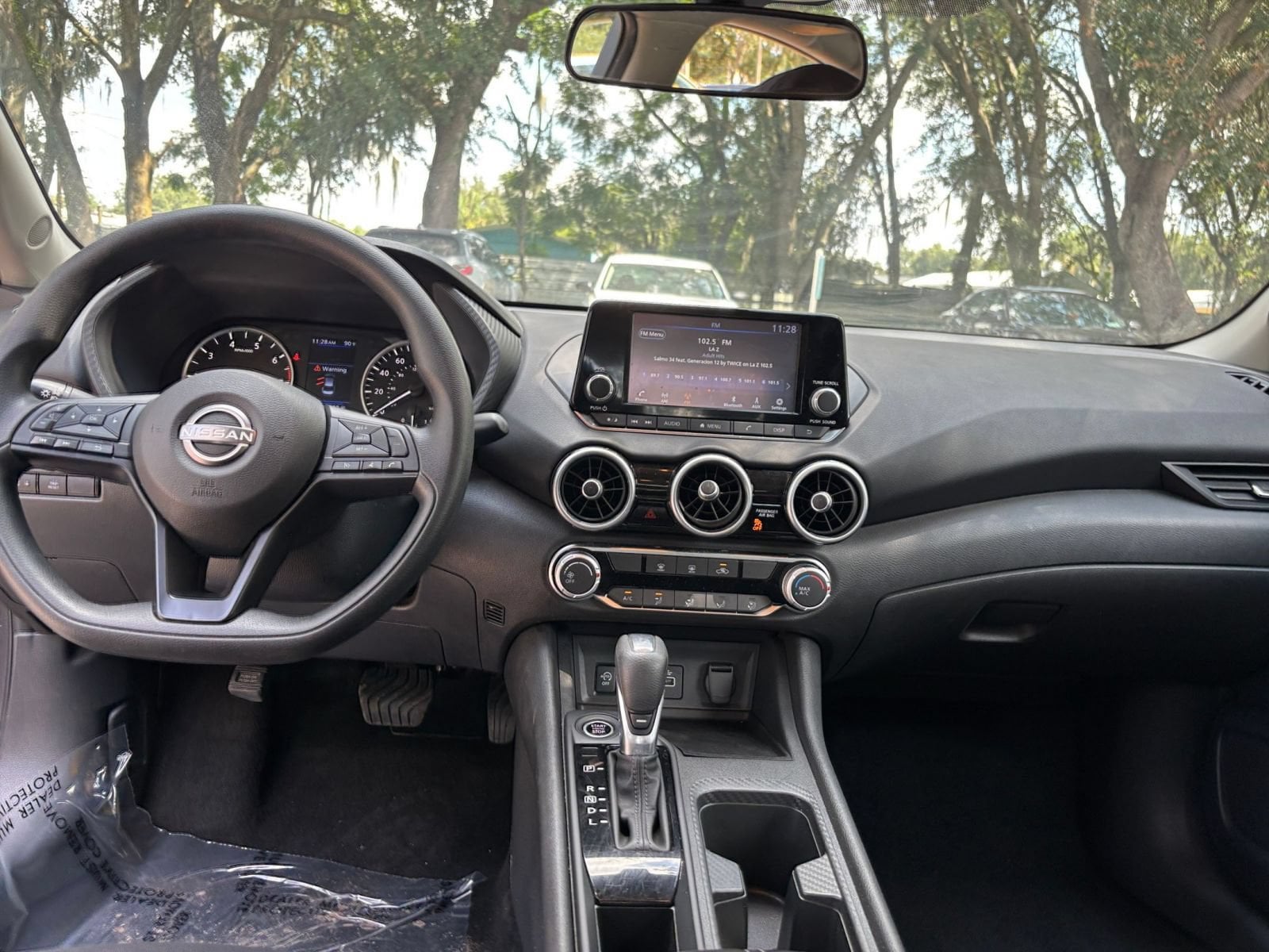 Thumbnail: 2025 Nissan Sentra - 31