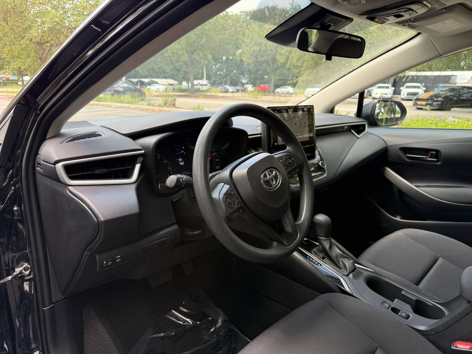 Thumbnail: 2025 Toyota Corolla - 28
