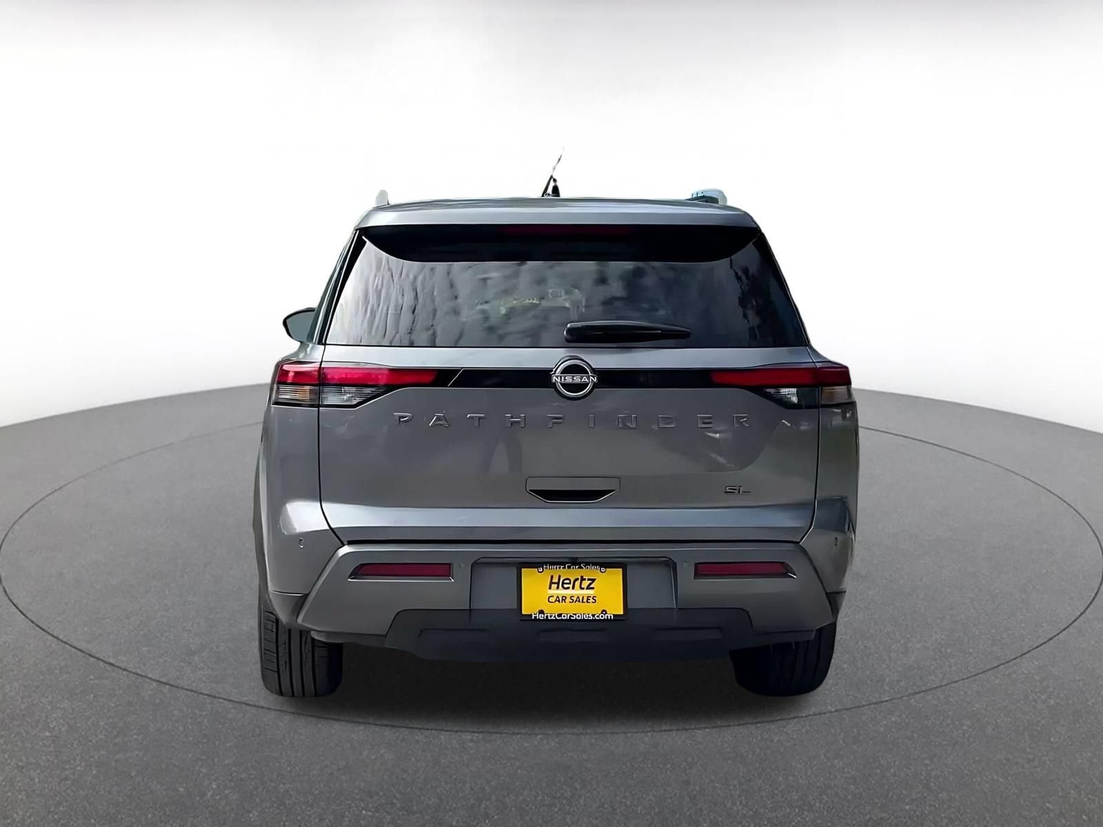 Thumbnail: 2026 Nissan Pathfinder - 12