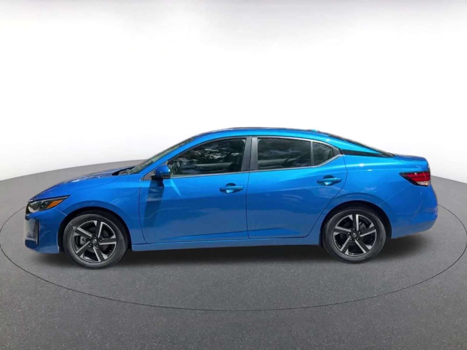 Thumbnail: 2025 Nissan Sentra - 9