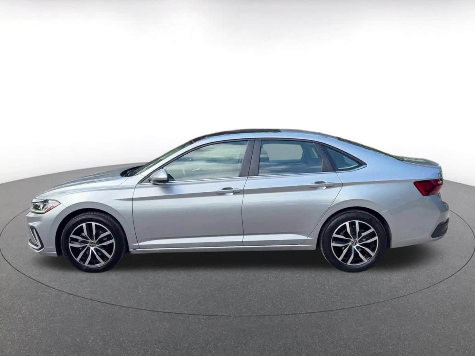 Thumbnail: 2025 Volkswagen Jetta - 8