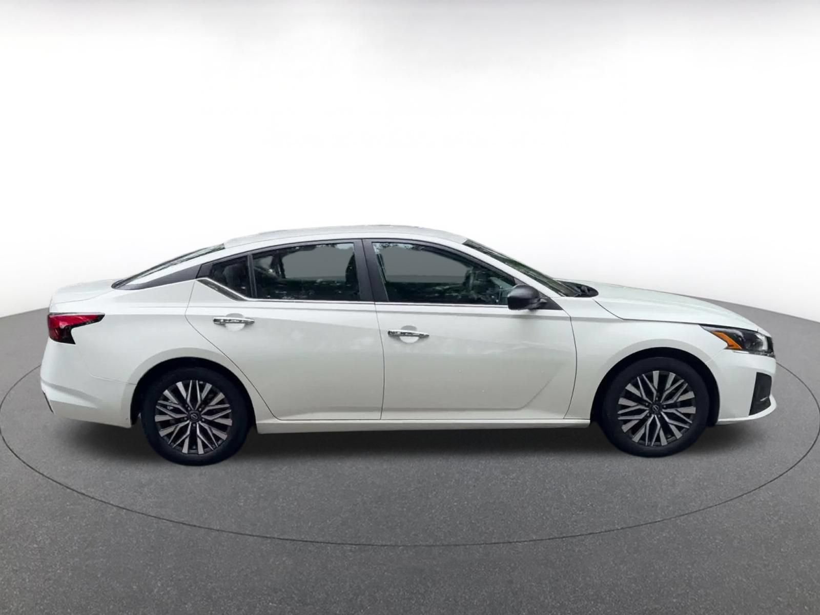 Thumbnail: 2025 Nissan Altima - 15