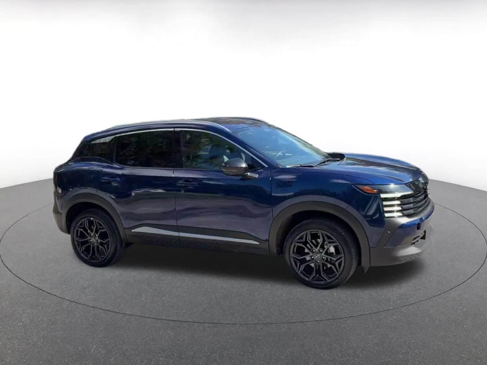 Thumbnail: 2026 Nissan Kicks - 2