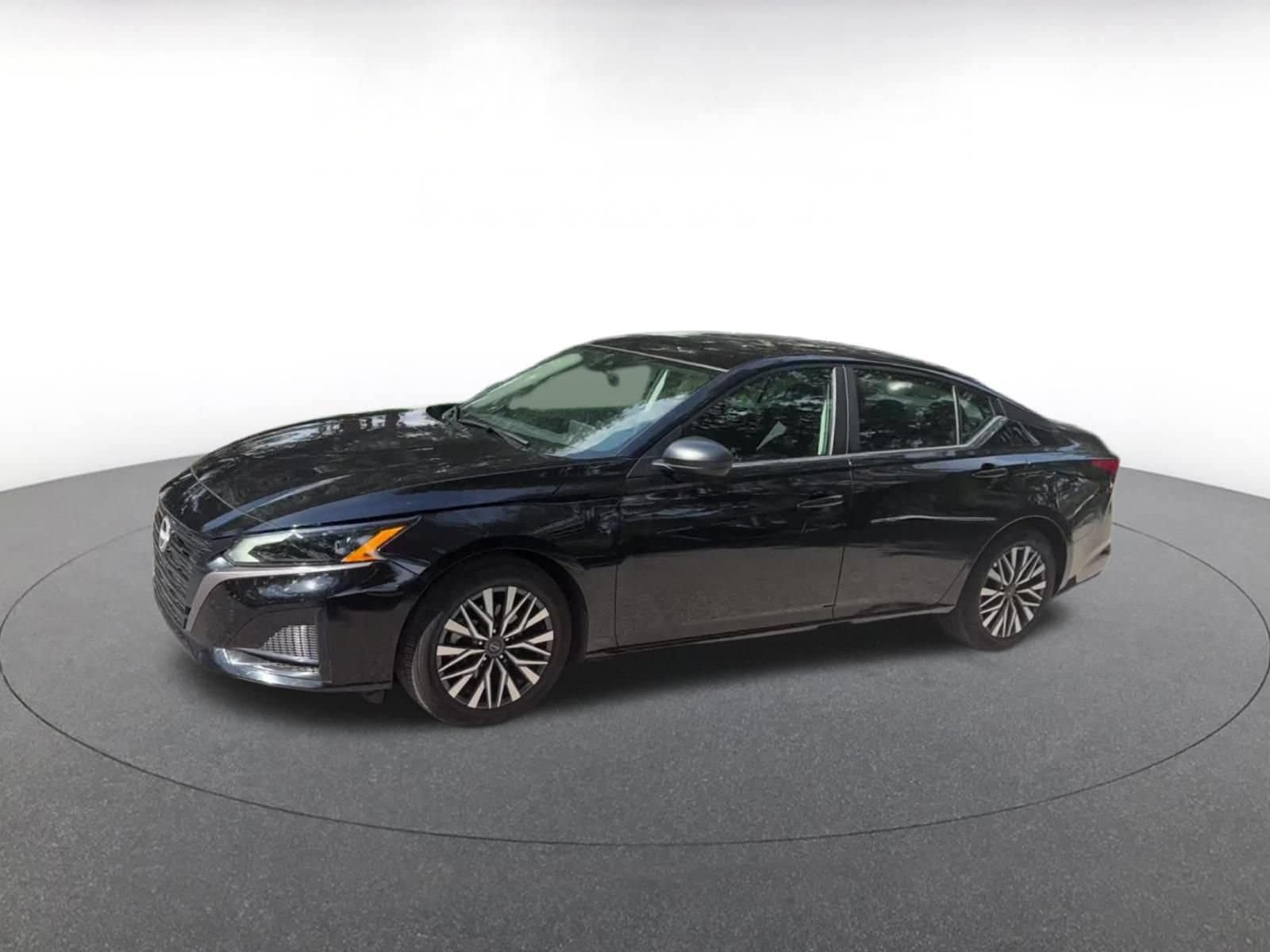 Thumbnail: 2026 Nissan Altima - 6