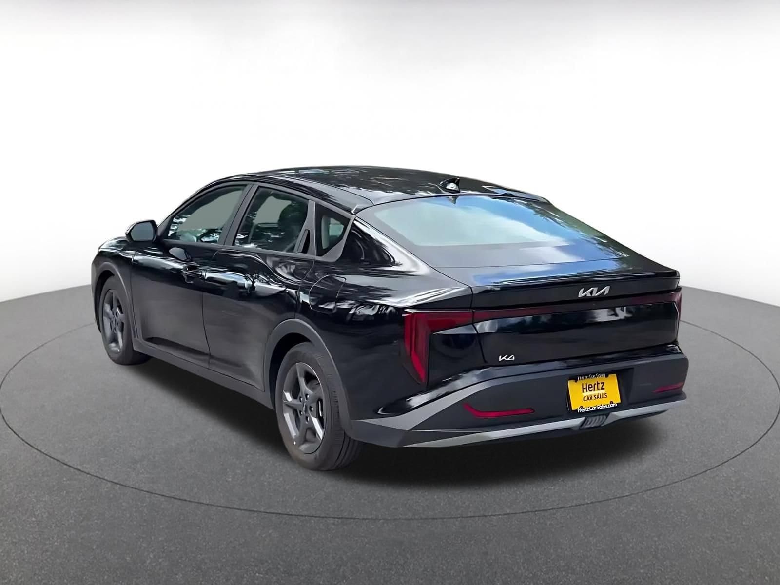 Thumbnail: 2025 Kia K4 - 10