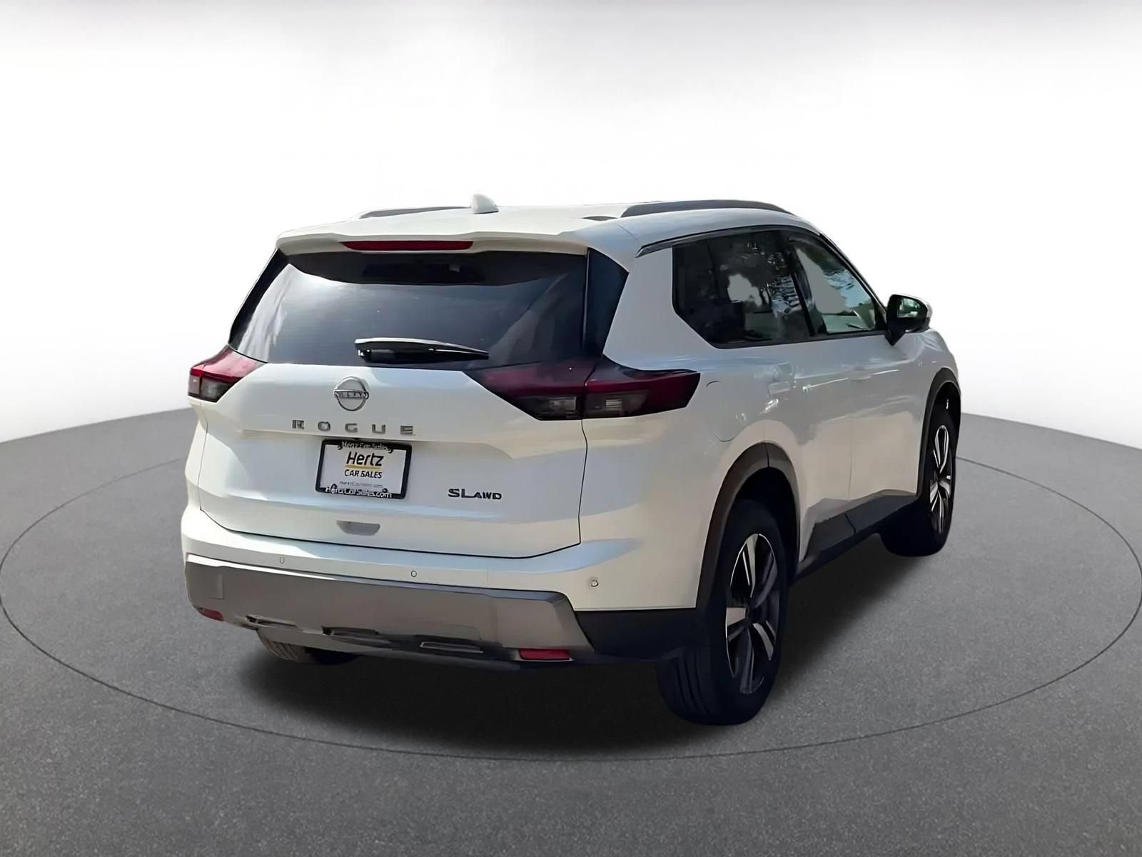 Thumbnail: 2026 Nissan Rogue - 13