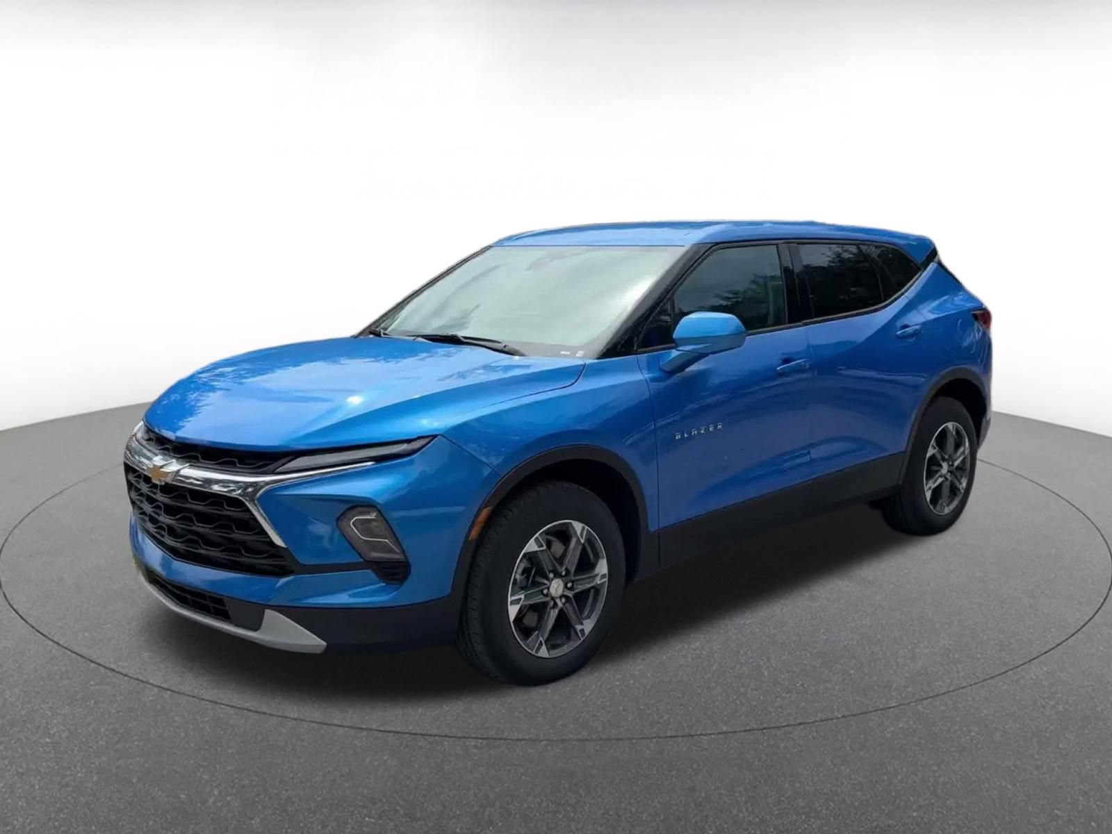 Thumbnail: 2026 Chevrolet Blazer - 4