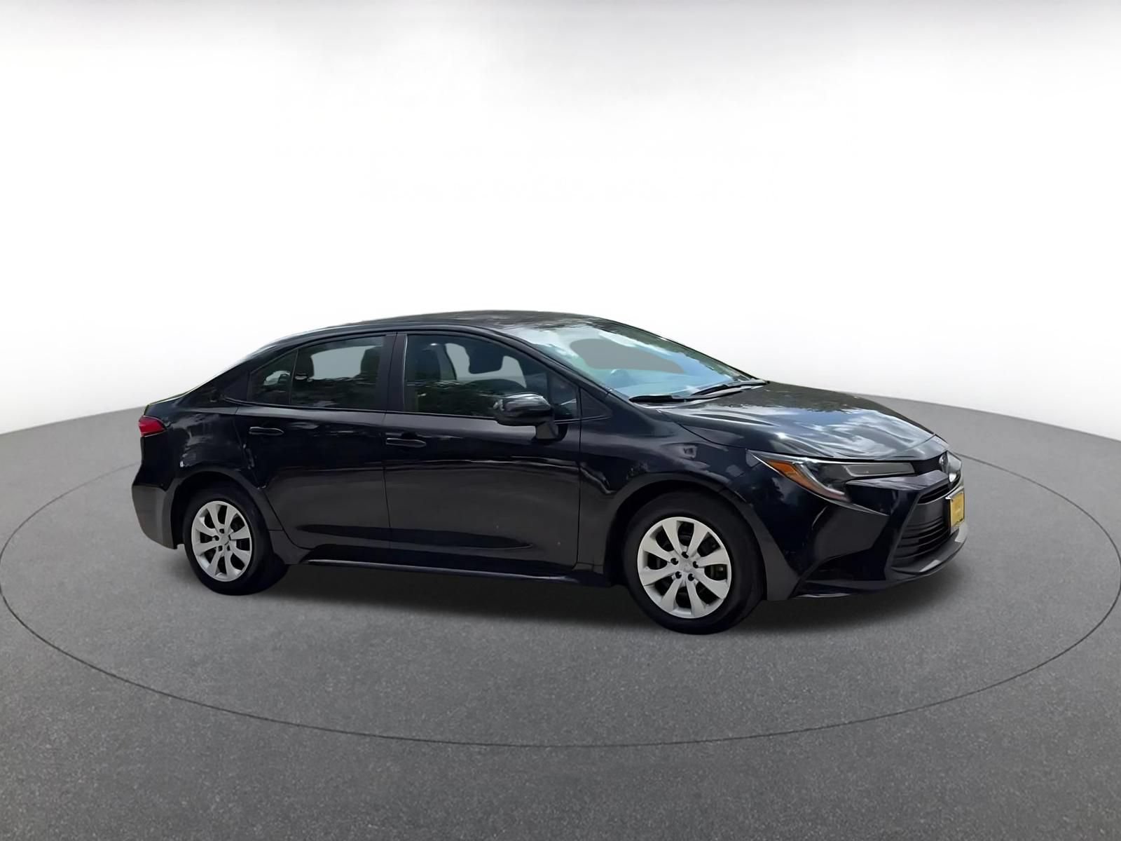 Thumbnail: 2025 Toyota Corolla - 2