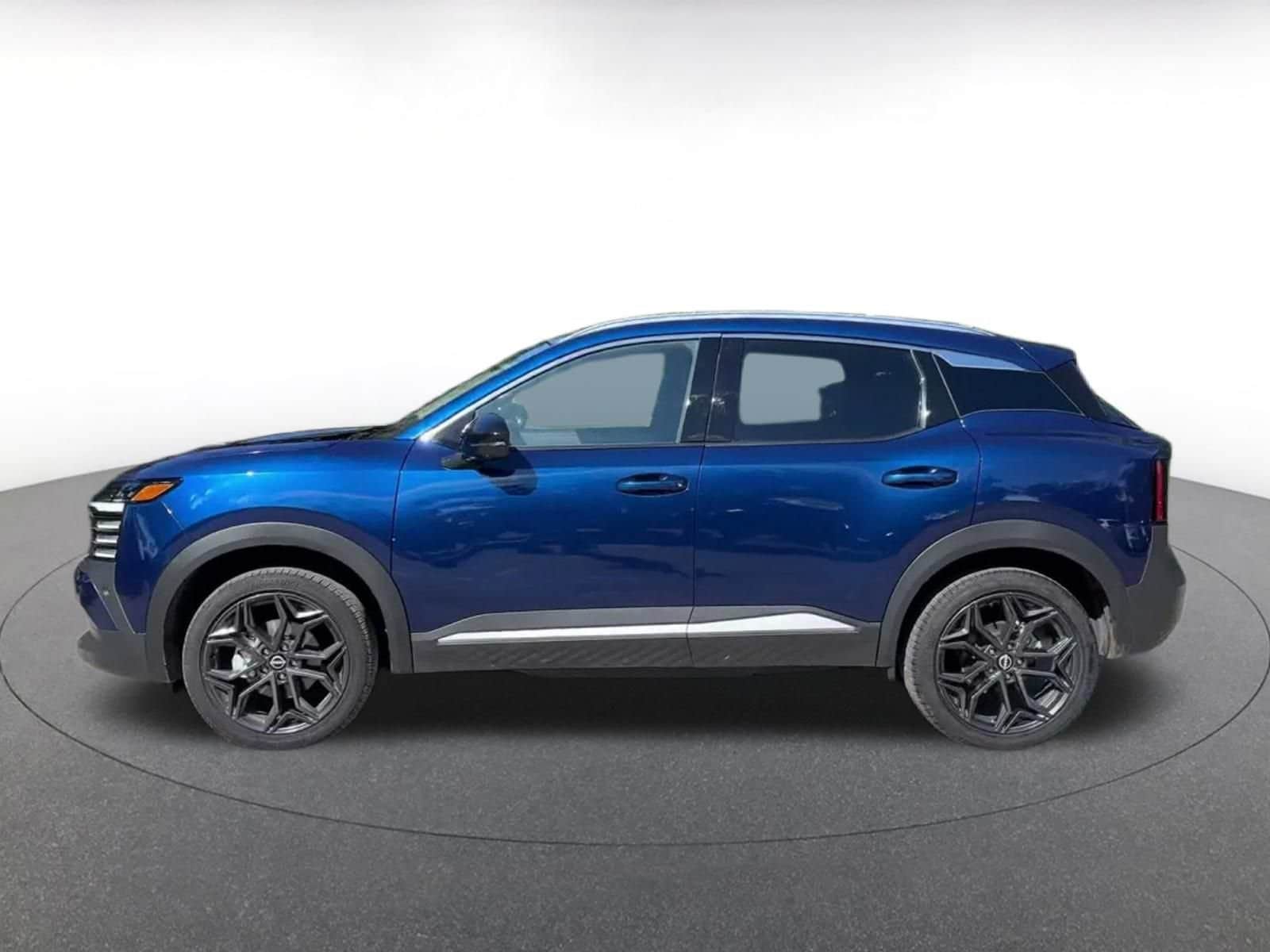 Thumbnail: 2026 Nissan Kicks - 8