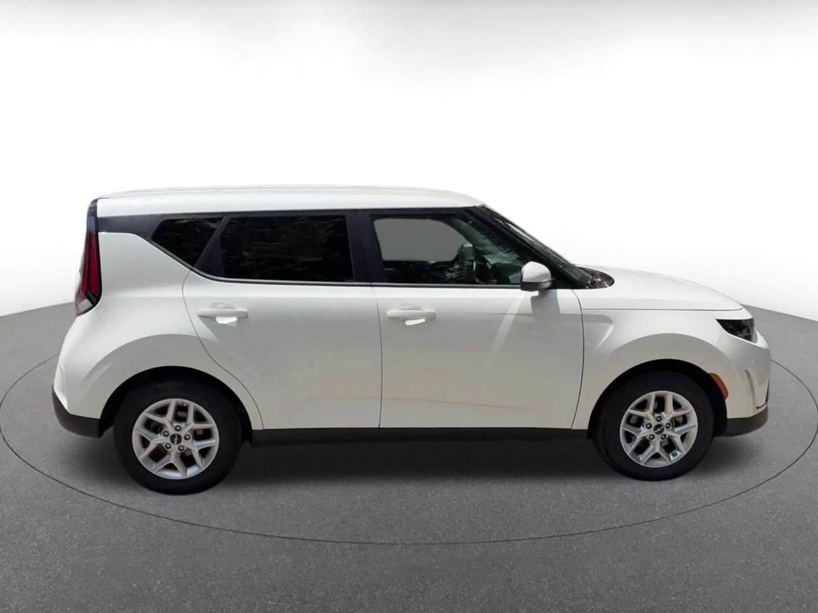 Thumbnail: 2025 Kia Soul - 15
