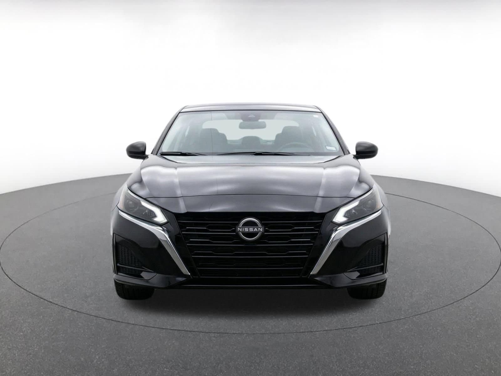 Thumbnail: 2025 Nissan Altima - 2