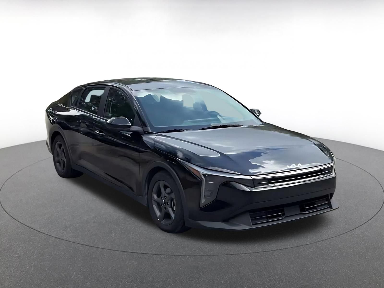 Thumbnail: 2025 Kia K4 - 3