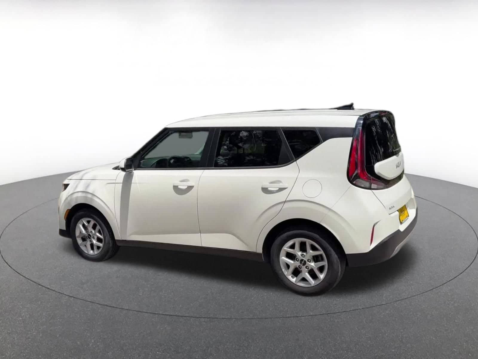 Thumbnail: 2025 Kia Soul - 9