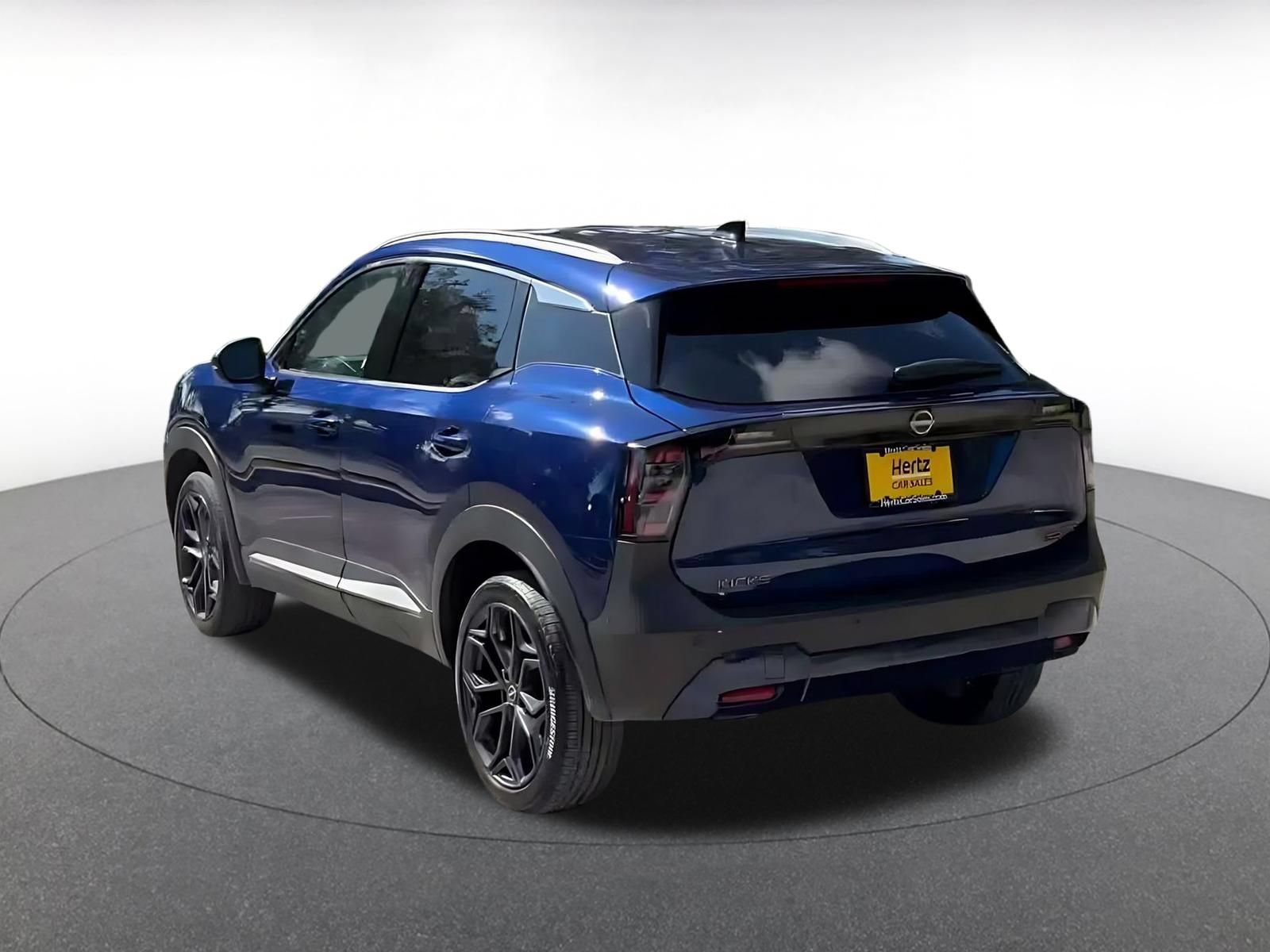 Thumbnail: 2026 Nissan Kicks - 10