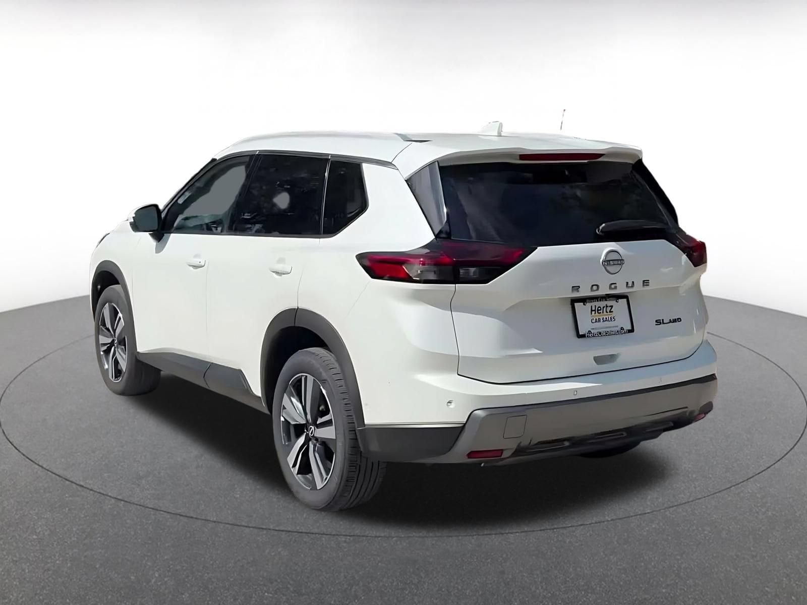 Thumbnail: 2026 Nissan Rogue - 10