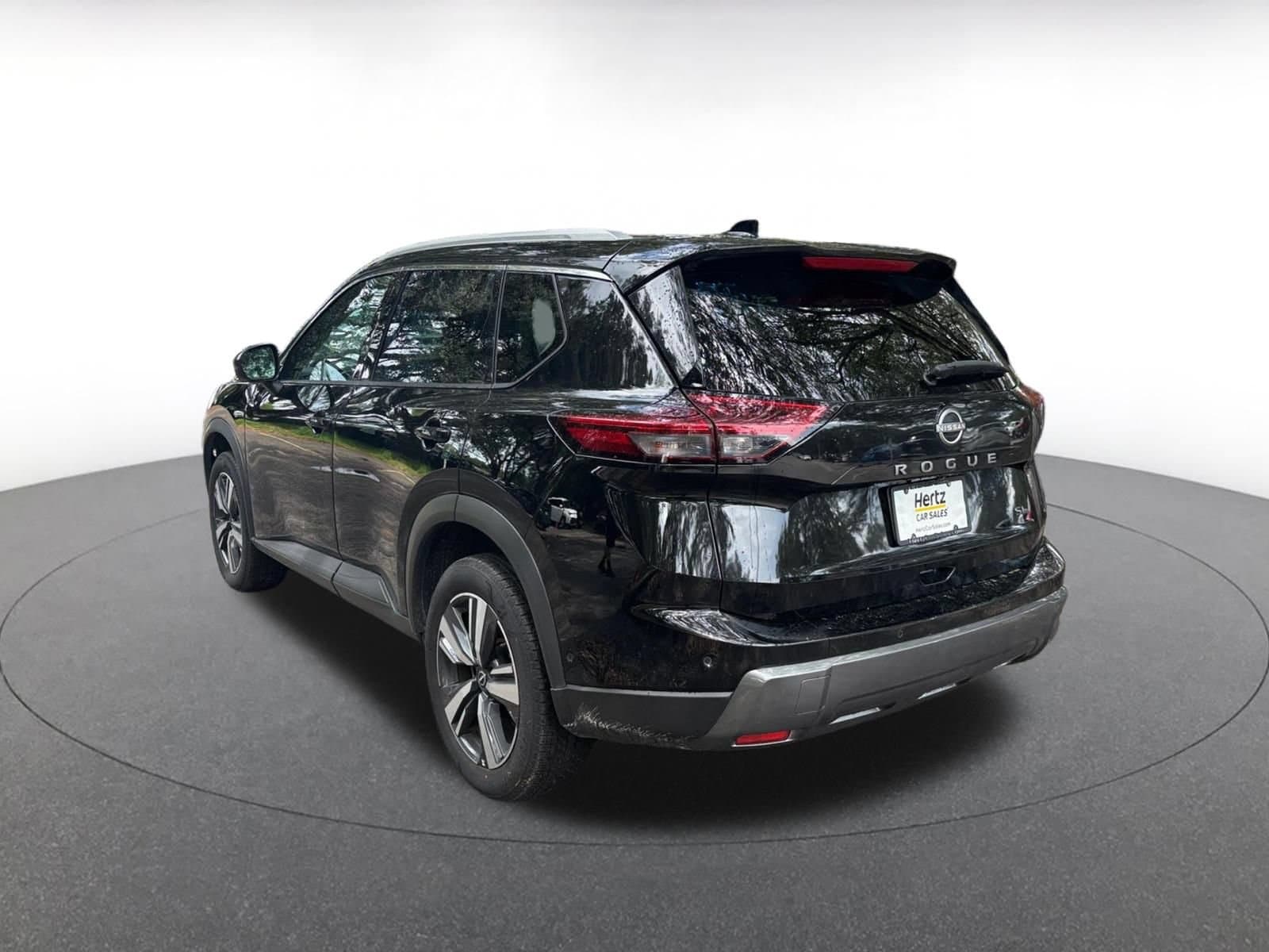 Thumbnail: 2026 Nissan Rogue - 8