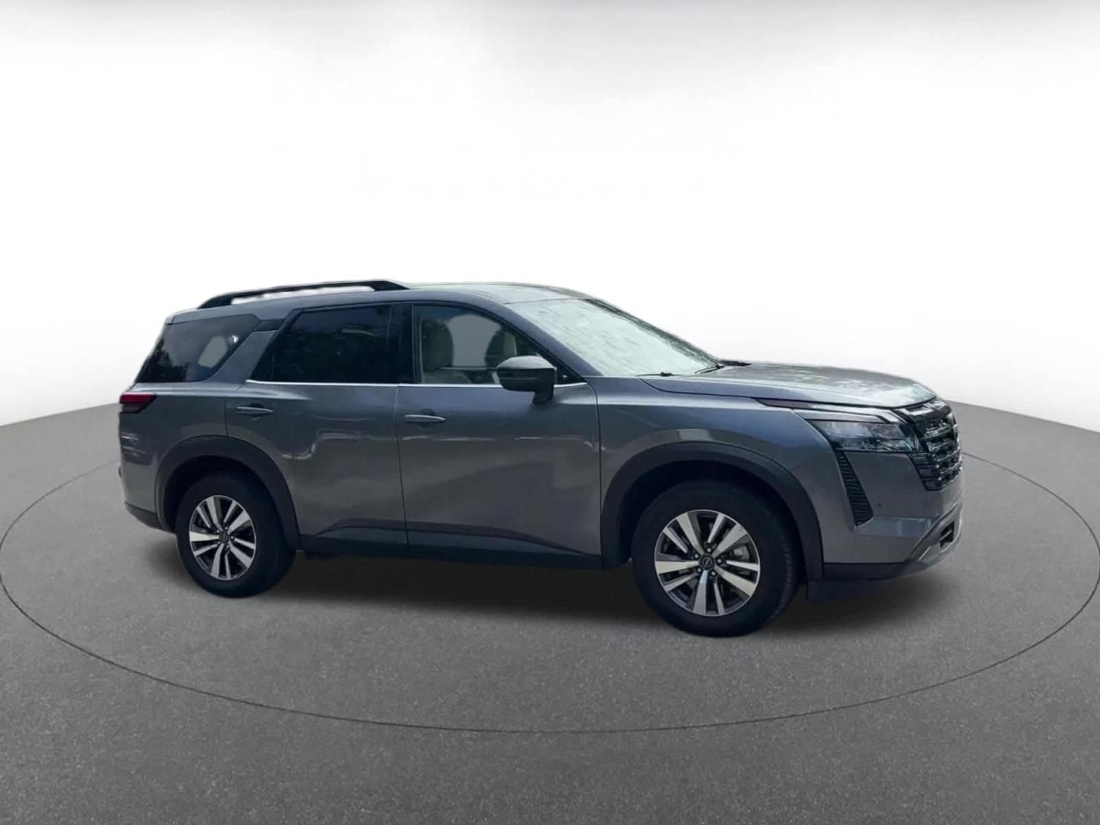 Thumbnail: 2026 Nissan Pathfinder - 2