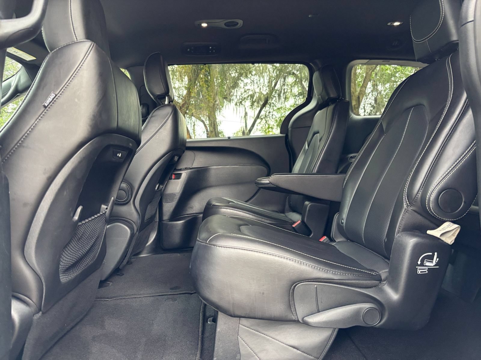 Thumbnail: 2025 Chrysler Pacifica - 27