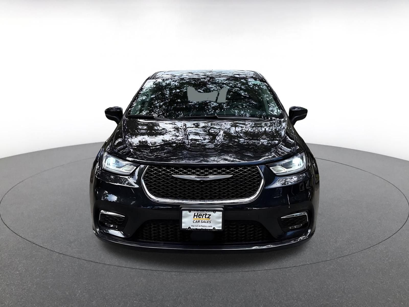 Thumbnail: 2023 Chrysler Pacifica - 2