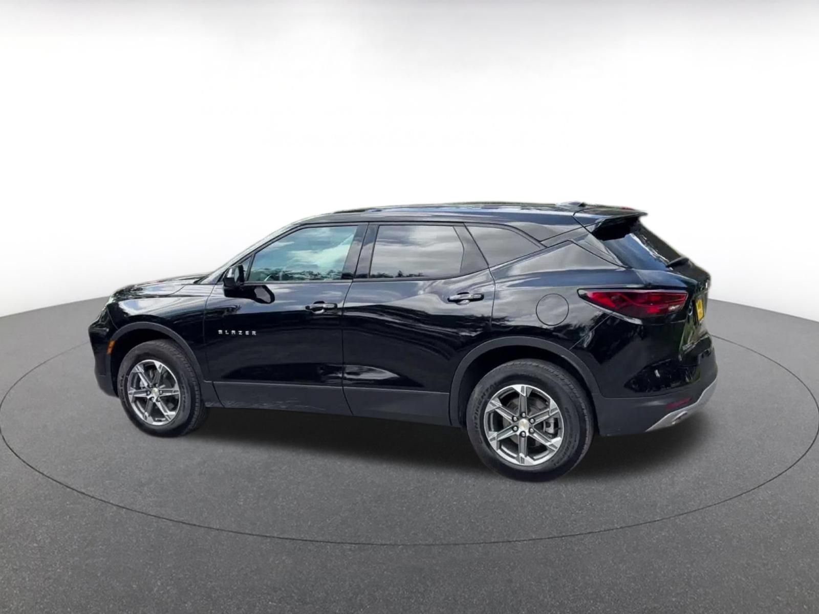 Thumbnail: 2026 Chevrolet Blazer - 9