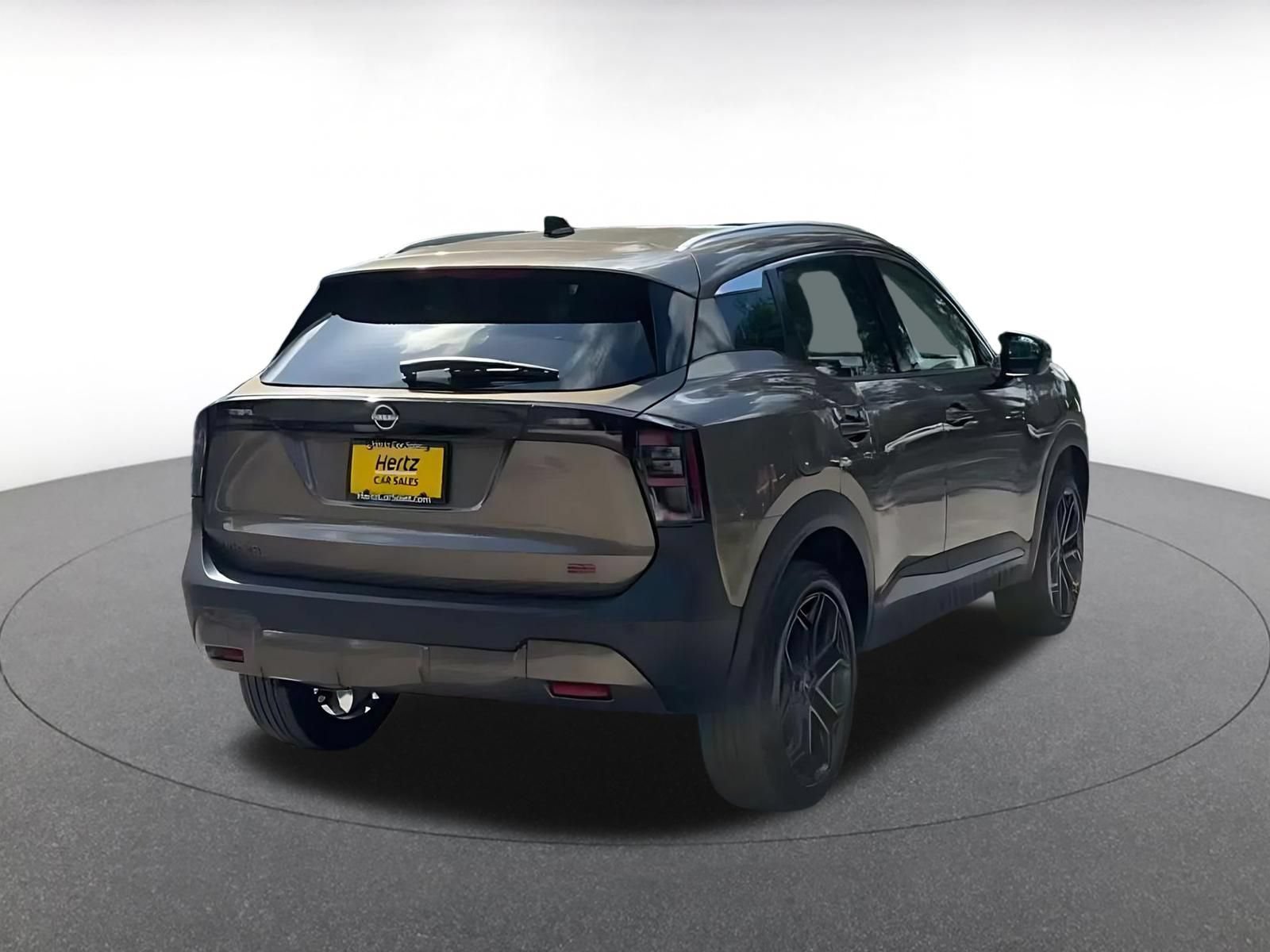 Thumbnail: 2026 Nissan Kicks - 13