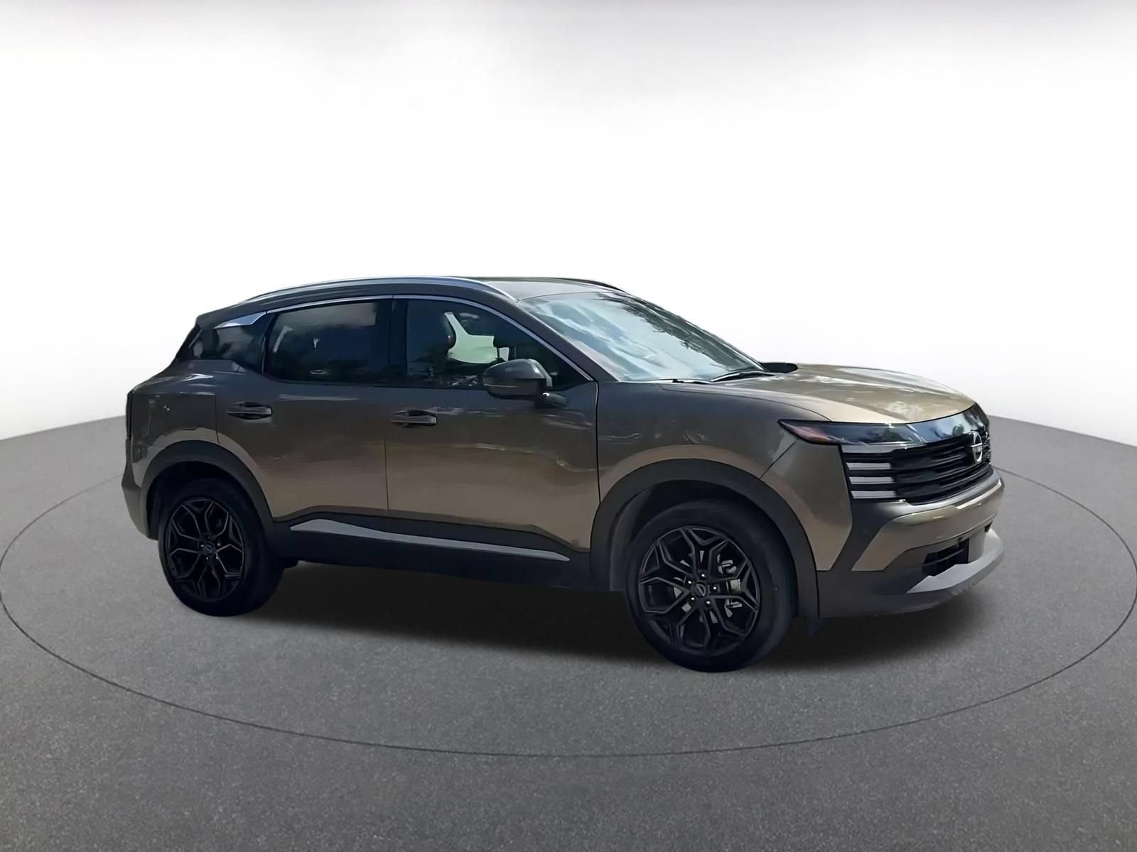 Thumbnail: 2026 Nissan Kicks - 2