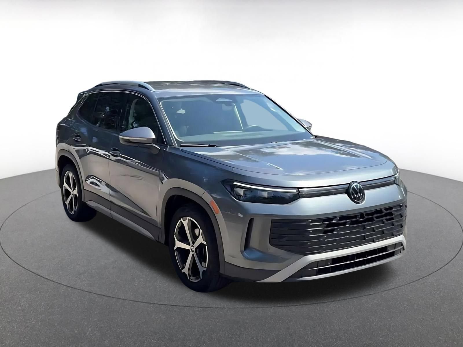 Thumbnail: 2026 Volkswagen Tiguan - 3