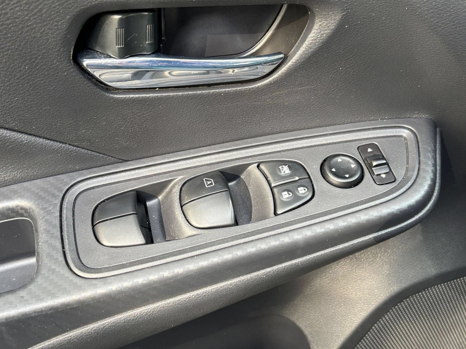 Thumbnail: 2025 Nissan Versa - 18