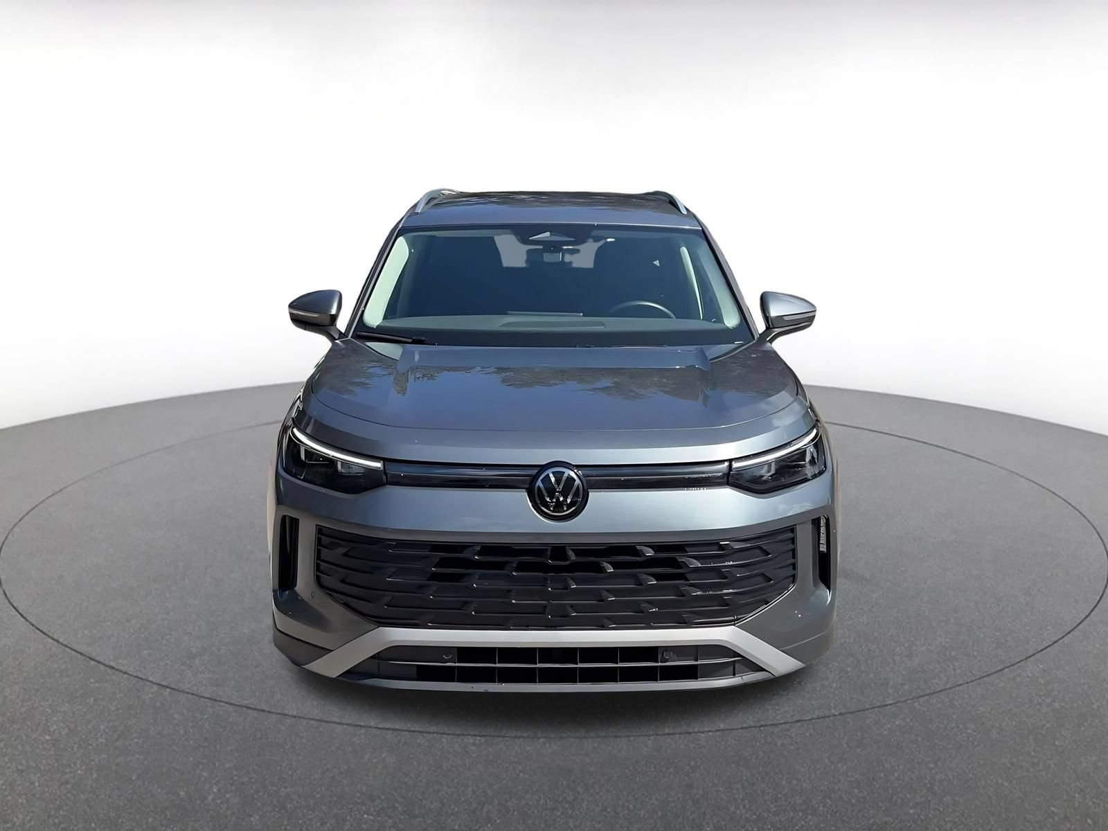 Thumbnail: 2026 Volkswagen Tiguan - 4