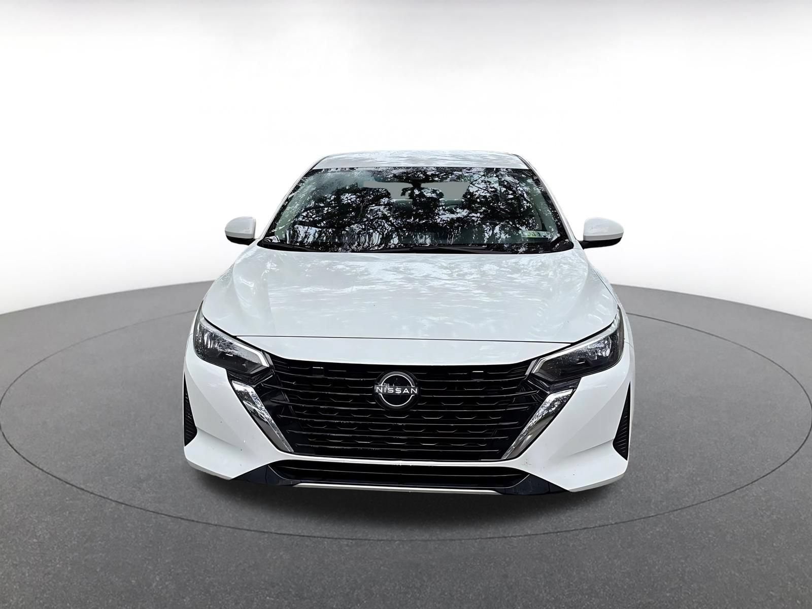 Thumbnail: 2025 Nissan Sentra - 2