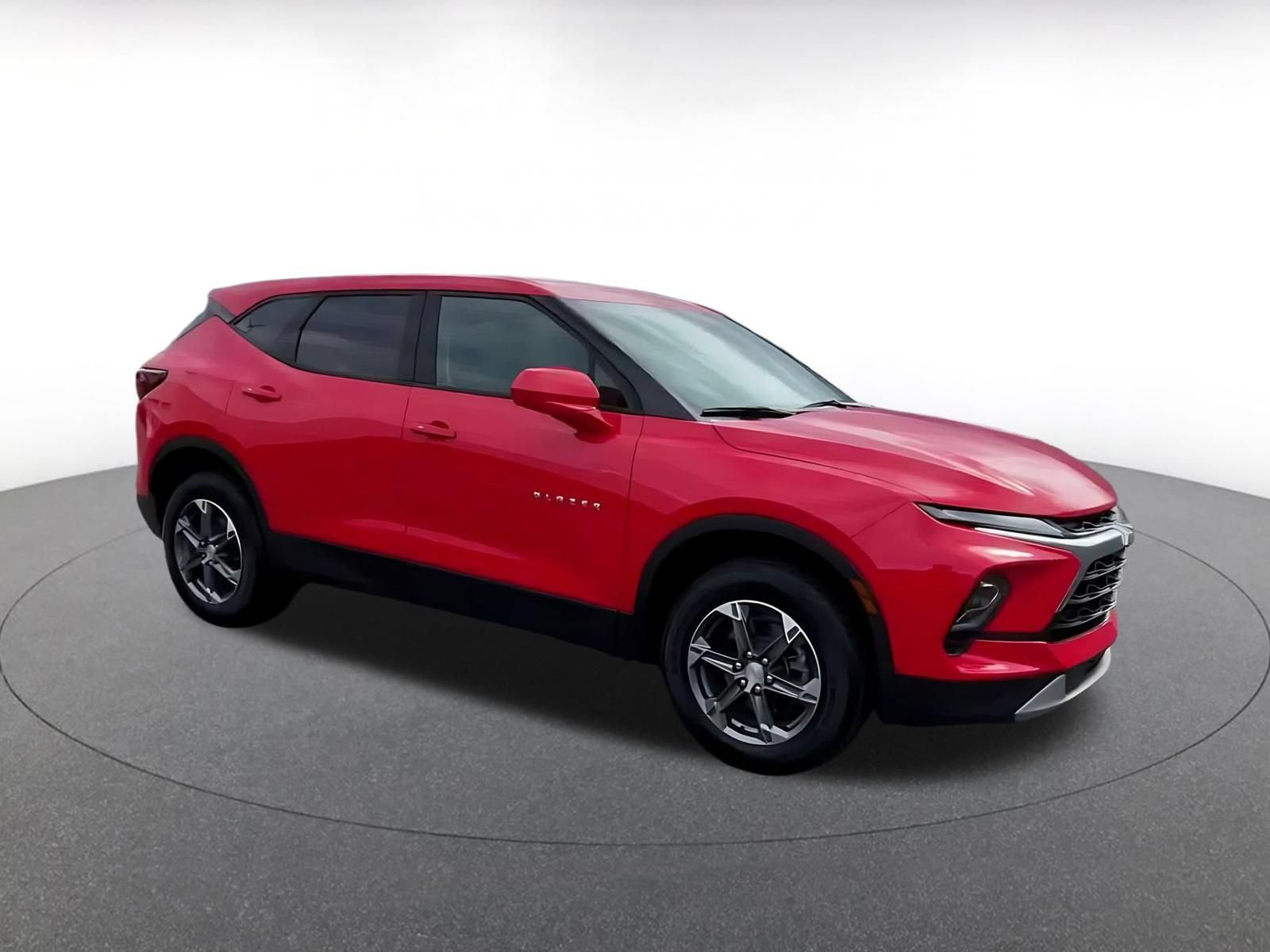 Thumbnail: 2026 Chevrolet Blazer - 2