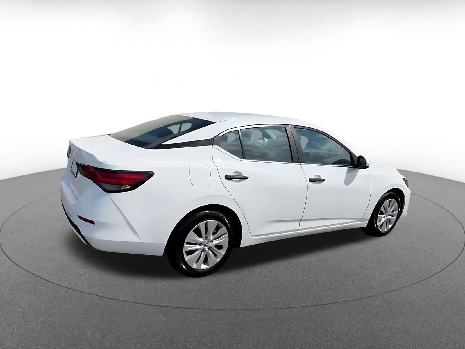 Thumbnail: 2025 Nissan Sentra - 13