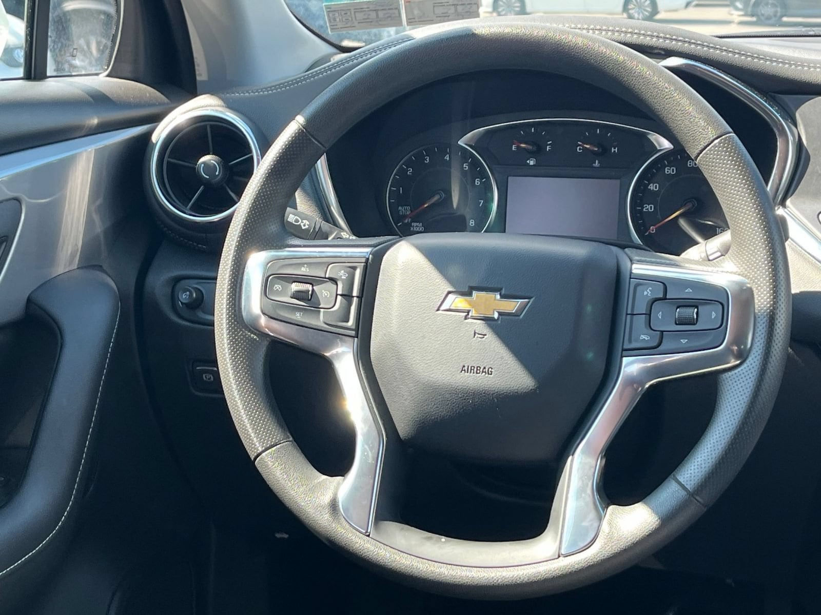 Thumbnail: 2026 Chevrolet Blazer - 28