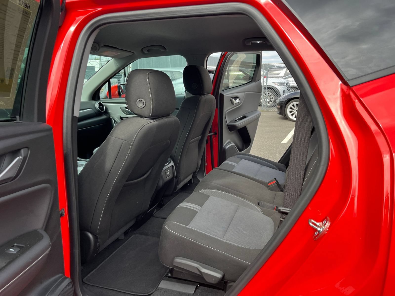 Thumbnail: 2026 Chevrolet Blazer - 26