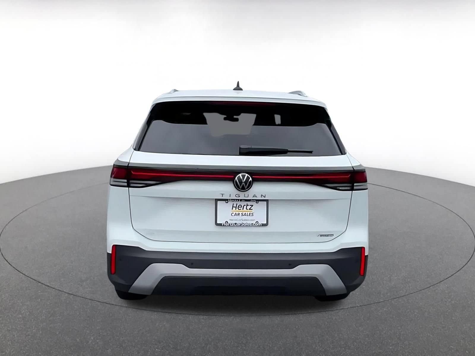 Thumbnail: 2026 Volkswagen Tiguan - 12