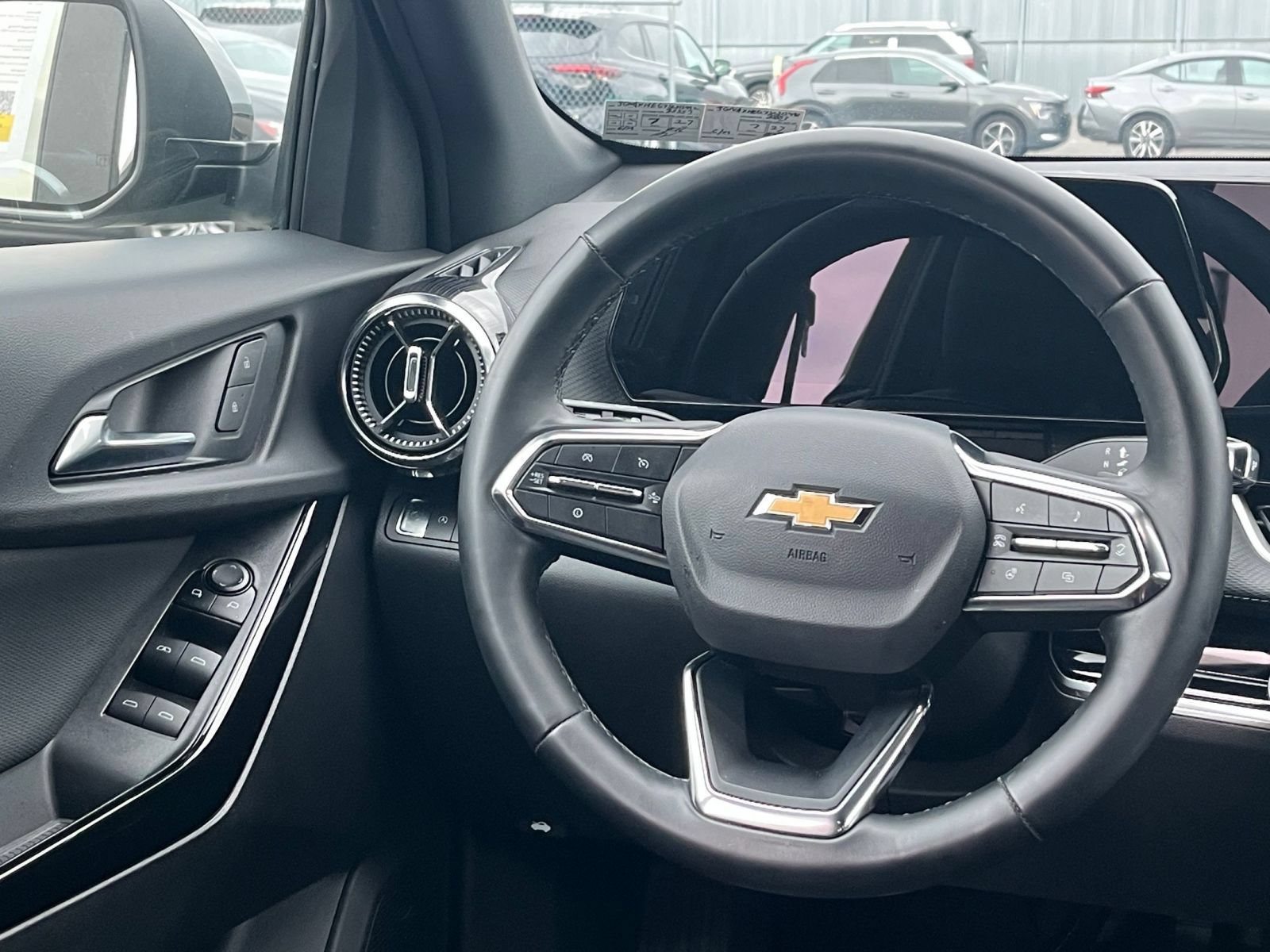 Thumbnail: 2025 Chevrolet Equinox - 27